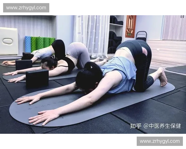 拉伸恢复训练方法与全身柔韧性提升方案解析